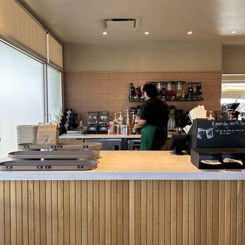 Starbucks - Coffee & Tea Near Me - Lebec, California