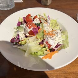 Dinner salad with Garlic dressing