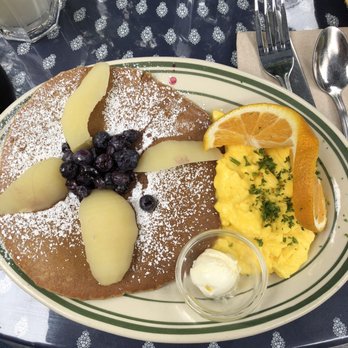 La Note - Cote Est with lemon gingerbread pancake - French Near Me - Berkeley, California La Note - Cote Est with lemon gingerbread pancake - French Near Me - Berkeley, California