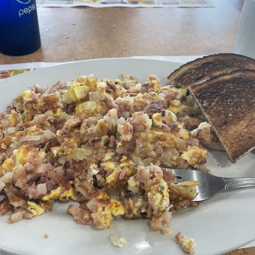 Lyndon Diner - Lyndon's Irish Breakfast - Diners Near Me - York, Pennsylvania