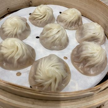 Din Tai Fung - Pork Dumpling (Xiao Long Bao) (8pcs) 小笼包(8个)$16.90 - Shanghainese Near Me - Sydney, NSW Din Tai Fung - Pork Dumpling (Xiao Long Bao) (8pcs) 小笼包(8个)$16.90 - Shanghainese Near Me - Sydney, NSW