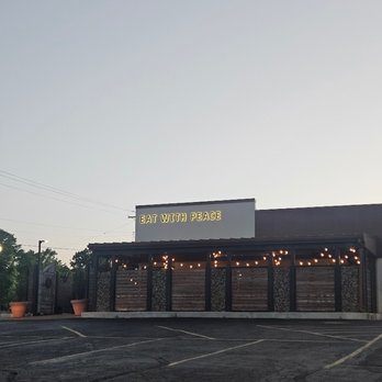 Taco Buddha - The parking lot at 8pm when they closed - Tacos Near Me - Kirkwood, Missouri Taco Buddha - The parking lot at 8pm when they closed - Tacos Near Me - Kirkwood, Missouri