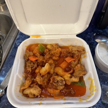 Sukey's China Restaurant - Sweet and Sour Chicken - Chinese Near Me - Wood River, Illinois Sukey's China Restaurant - Sweet and Sour Chicken - Chinese Near Me - Wood River, Illinois