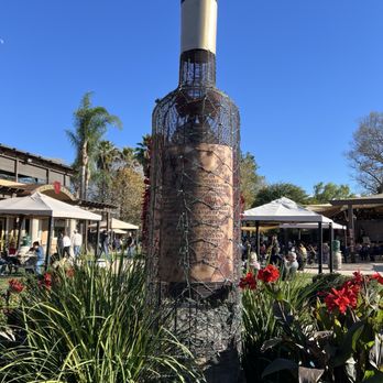 Creekside Grille Restaurant - New American Near Me - Temecula, California