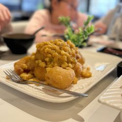 Imperial Treasure - FRIED SHRIMPS WITH CORN IN SALTED EGGYOLK