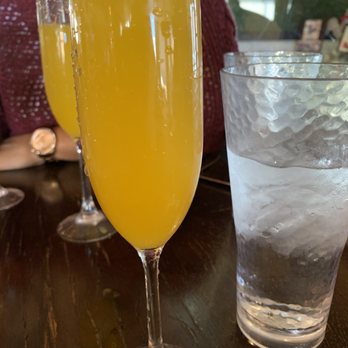 Rockwood - Mango mimosa - Sports Bars Near Me - Gainesville, Virginia Rockwood - Mango mimosa - Sports Bars Near Me - Gainesville, Virginia