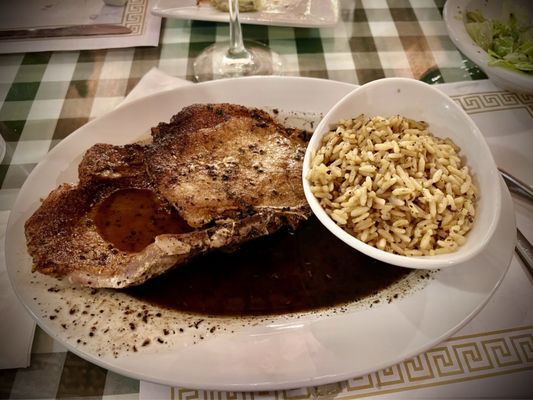 Luigi's by null