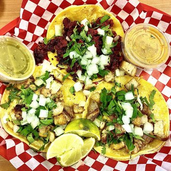 La Vecindad paleteria & neveria - Street tacos for the win! - Ice Cream & Frozen Yogurt Near Me - Overland, Missouri La Vecindad paleteria & neveria - Street tacos for the win! - Ice Cream & Frozen Yogurt Near Me - Overland, Missouri