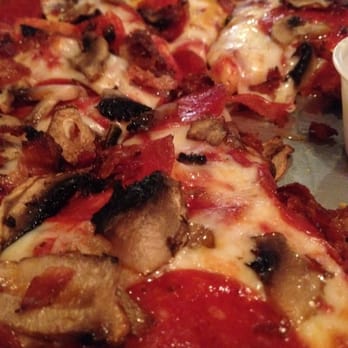Toppers Pizza Place - Pizza Near Me - Oxnard, California Toppers Pizza Place - Pizza Near Me - Oxnard, California