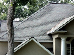 Slide of Les Pence Construction and Roofing