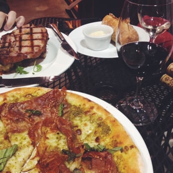 Jones of Washington - You can order food from restaurants in Pybus and eat at the Jones of WA tasting room! - Wine Tasting Room Near Me - Wenatchee, Washington