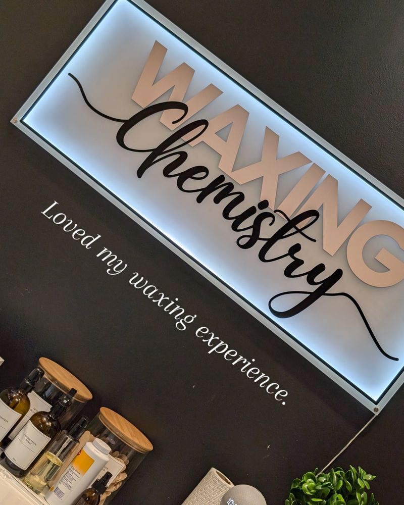 Waxing Chemistry Logo