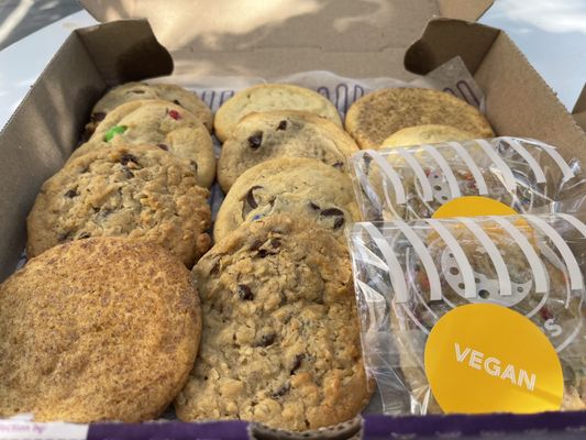 Insomnia Cookies by null