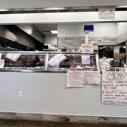 Hualapai Ranch Market - Cocina / Kitchen