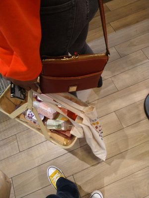 Bath & Body Works by null