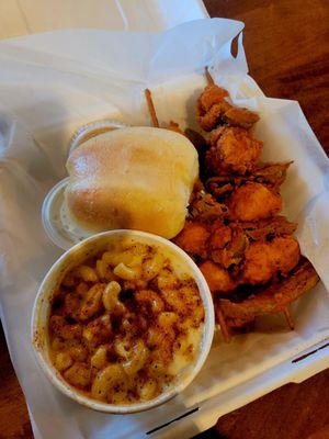 Mary Sue's Hot Chicken & Dough by null