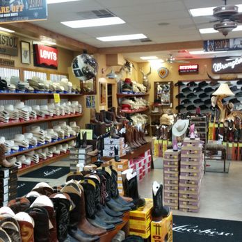Mike's Western Wear - Women's Clothing Near Me - Laredo, Texas