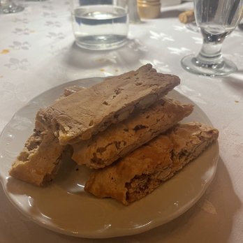 Michael's - Complimentary biscotti - Italian Near Me - Brooklyn, New York