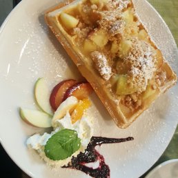 Apple crumble waffle