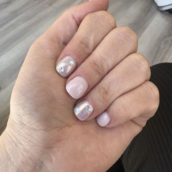 Aura Nail & Lash - Gel manicure - Nail Salons Near Me - Brea, California