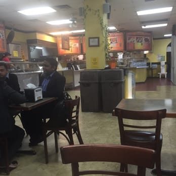 Taj Chaat House - Neat hole in the wall place! Spacious! - Indian Near Me - Irving, Texas