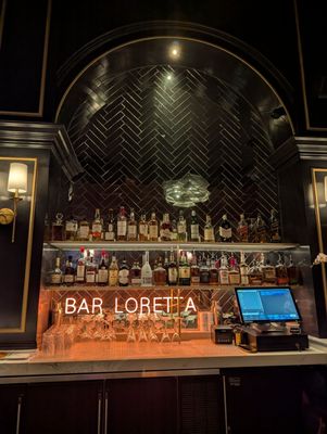 Bar Loretta by null
