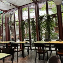 Glacis Beisl - Seating area