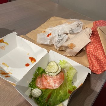 Hardee's - So messy - Fast Food Near Me - Port Richey, Florida
