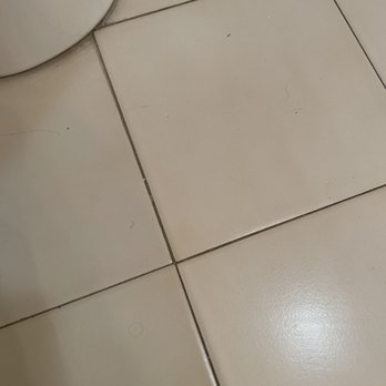 Pink Sponge Maids - Hair on floors after clean. - Home Cleaning Near Me - Glendora, California