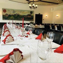 Zum Burghof - Restaurant Innenbereich