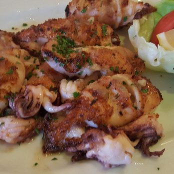 Il Pappagallo - Gegrillte Calamaris. - Italian Near Me - Neubiberg, BY