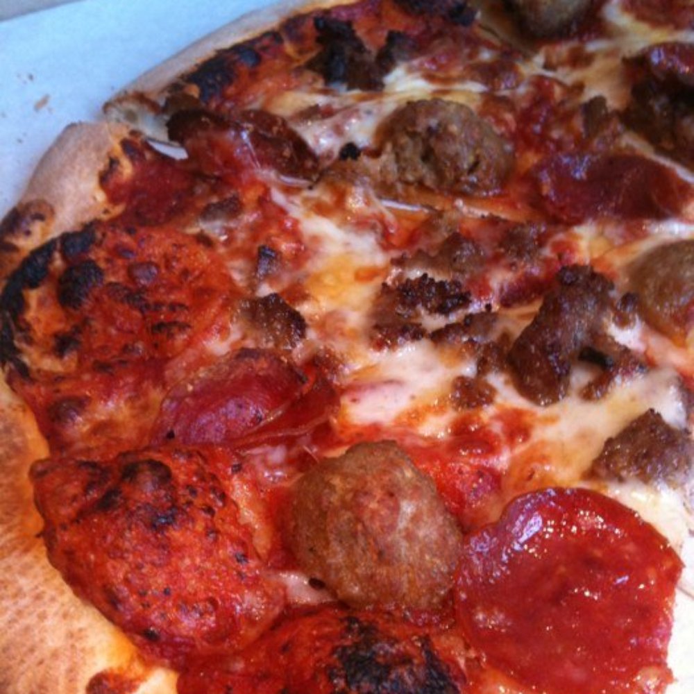 Showbox SoDo - Delicious pizza! - Music Venues Near Me - Seattle, Washington Showbox SoDo - Delicious pizza! - Music Venues Near Me - Seattle, Washington