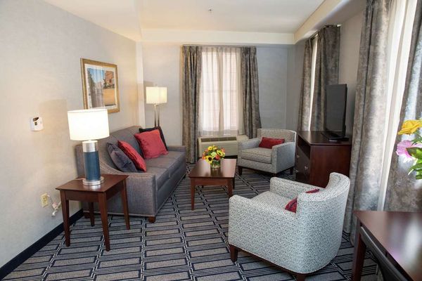 Hampton Inn & Suites Providence Downtown by null