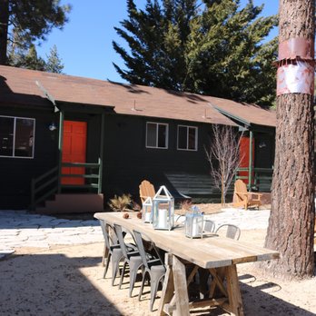 Noon Lodge at Mallard Bay - Communal area - Big Bear Lake, CA