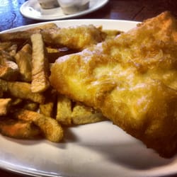 Danny's Fish and Chips - Halibut and chips (half an order)