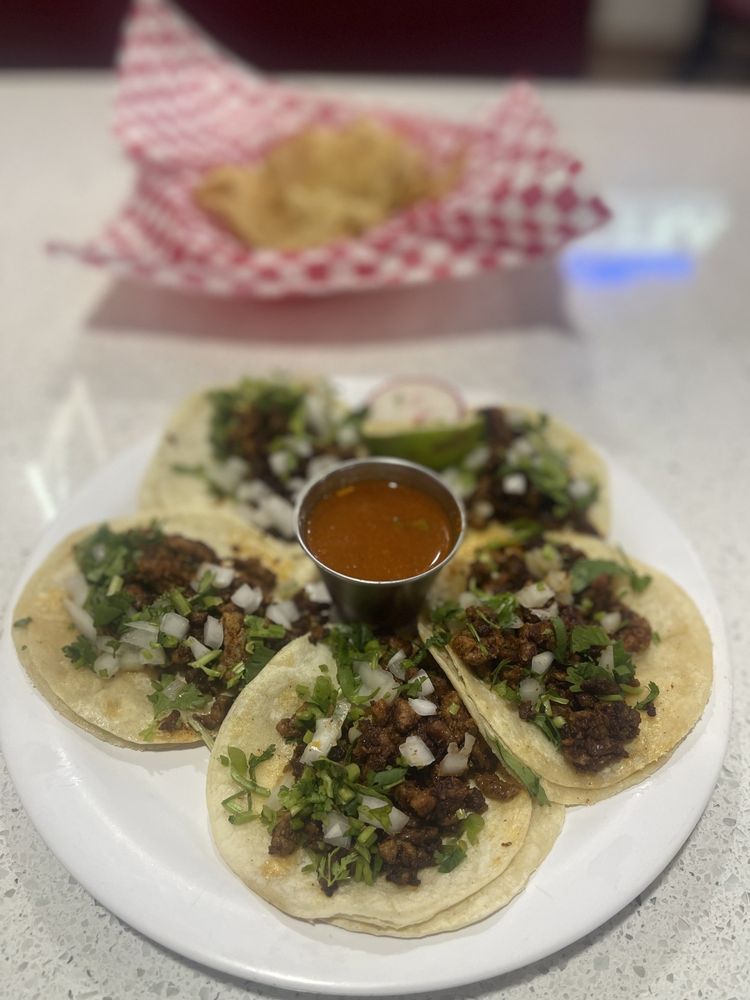 Food from Los Primos