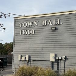 shawnee town museum town hall - Easy to find in old Shawnee!
