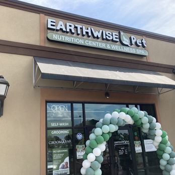 EarthWise Pet - Nay Nay approved - Pet Groomers Near Me - Matthews, North Carolina