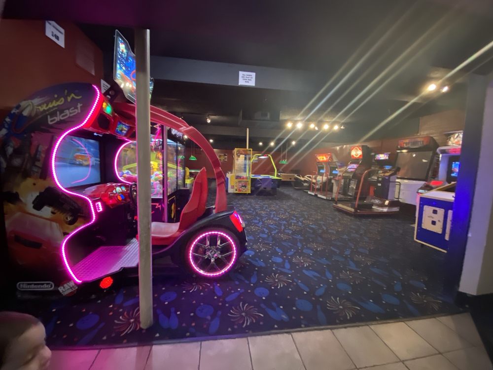 GLENFAIR LANES 40 Photos & 50 Reviews 6110 N 59th Ave, Glendale