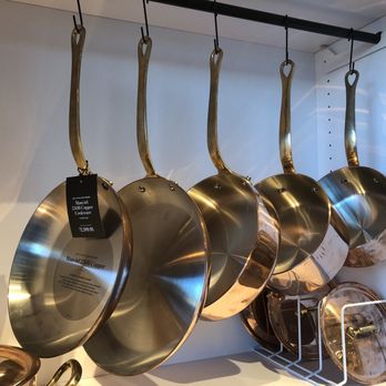 Williams Sonoma - Furniture Stores Near Me - Plano, Texas