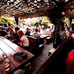 The Lock Tavern - Photograph courtesy of http://www.lock-tavern.co.uk/