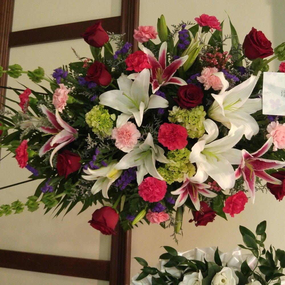 Four Seasons Florist - Thanks Four Seasons for the beautiful funeral arrangement. - Florists Near Me - Baton Rouge, Louisiana