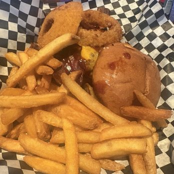 Hickory Tavern - Smash Burger with bacon - American Near Me - Cary, North Carolina