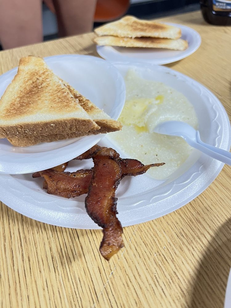 Social spots from Aunt B’s Cafe