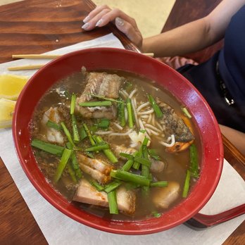 Loi's Kitchen - Bun man - Vietnamese Near Me - Garden Grove, California