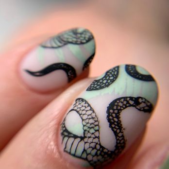 Lakier Studio - Nail Salons Near Me - Dallas, Texas Lakier Studio - Nail Salons Near Me - Dallas, Texas