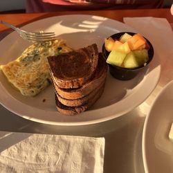 Port Royal Hotel - Spinach and cheese omelette