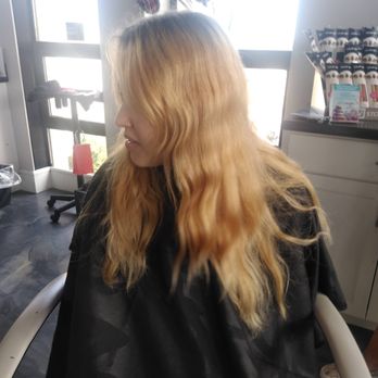 Capelli's Studio & Spa - Came in to blend the roots and a balayage - Hair Salons Near Me - Mount Zion, Illinois Capelli's Studio & Spa - Came in to blend the roots and a balayage - Hair Salons Near Me - Mount Zion, Illinois