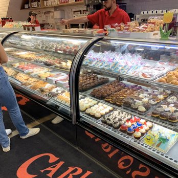 Carlo's Bakery - Bakeries Near Me - Hoboken, New Jersey