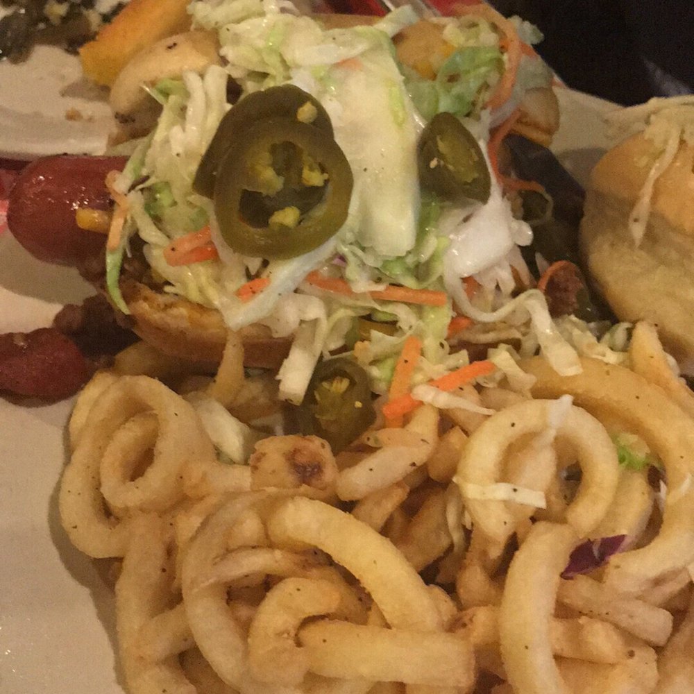 The Trace Grill - Trace Hot Dog - American Near Me - Ridgeland, Mississippi